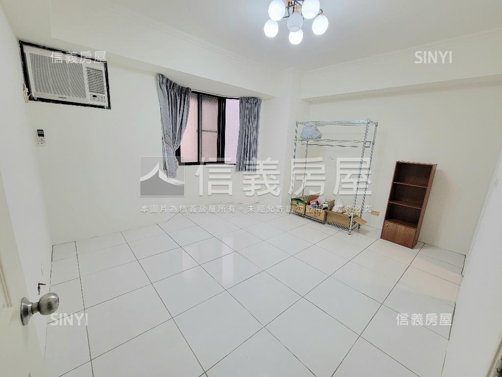 樹孝商圈✦精裝潢三房車位房屋室內格局與周邊環境