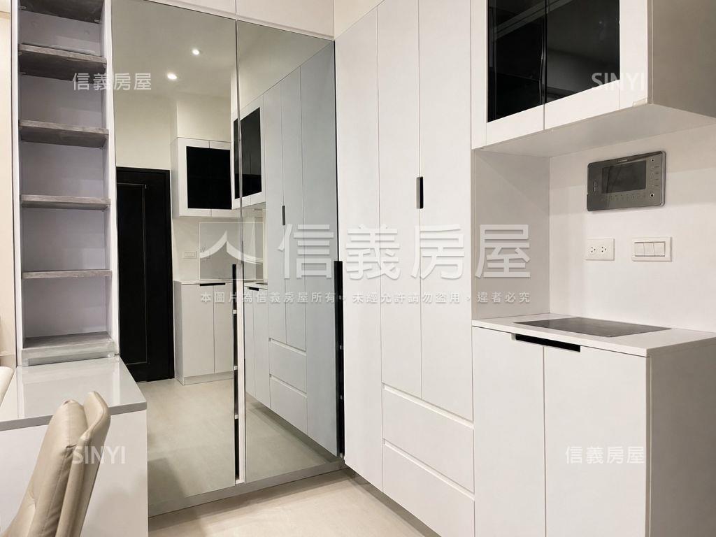 榮耀·輕奢美妝高樓面北大房屋室內格局與周邊環境