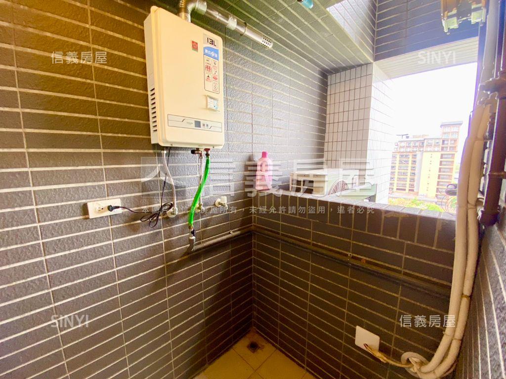 榮耀·輕奢美妝高樓面北大房屋室內格局與周邊環境