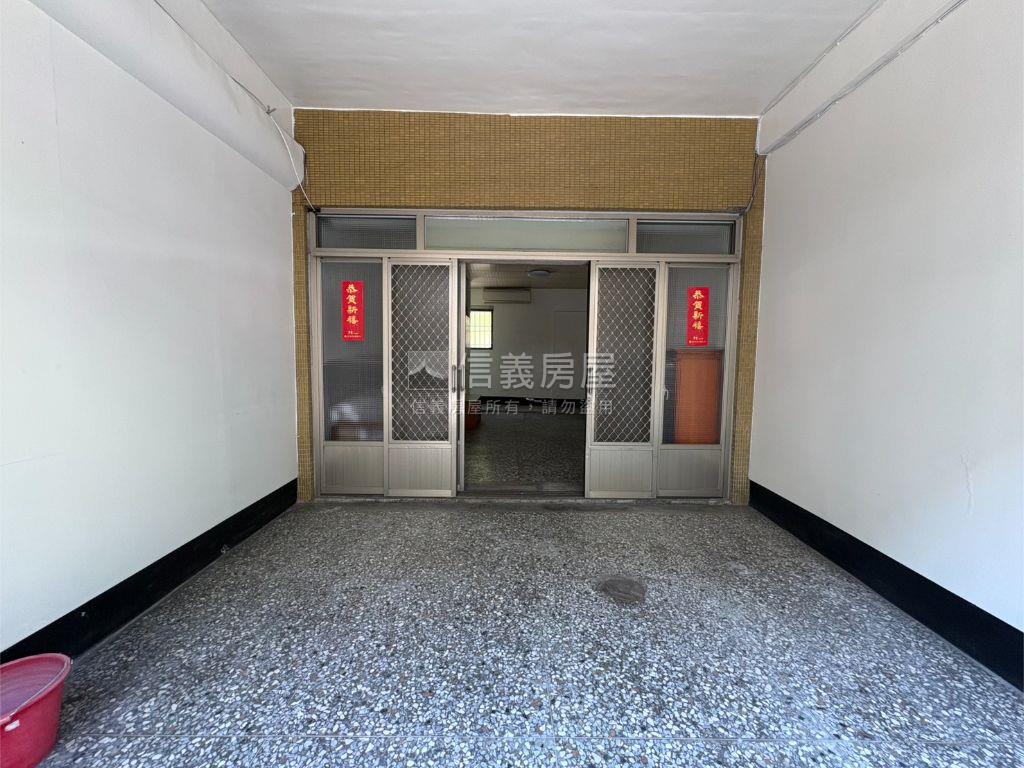 金馬騎樓活路透天房屋室內格局與周邊環境
