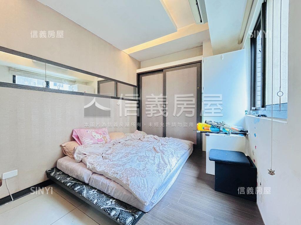 紐約大時代大兩房大車位房屋室內格局與周邊環境