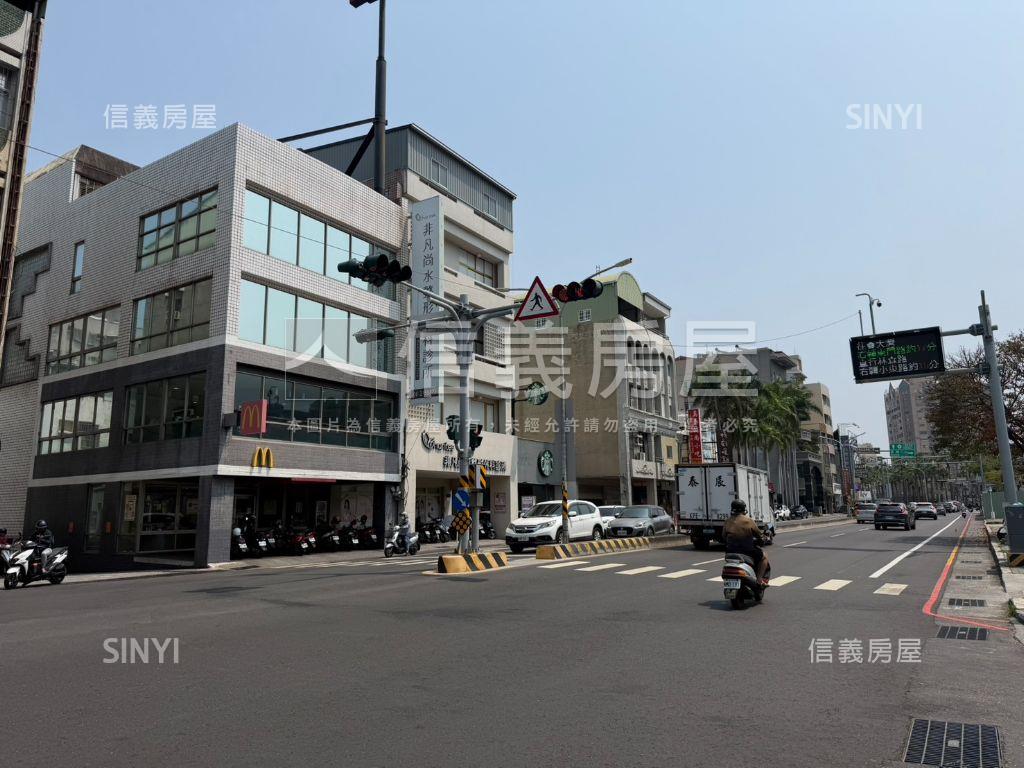 健康路正路面土地房屋室內格局與周邊環境