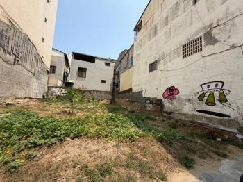 健康路正路面土地