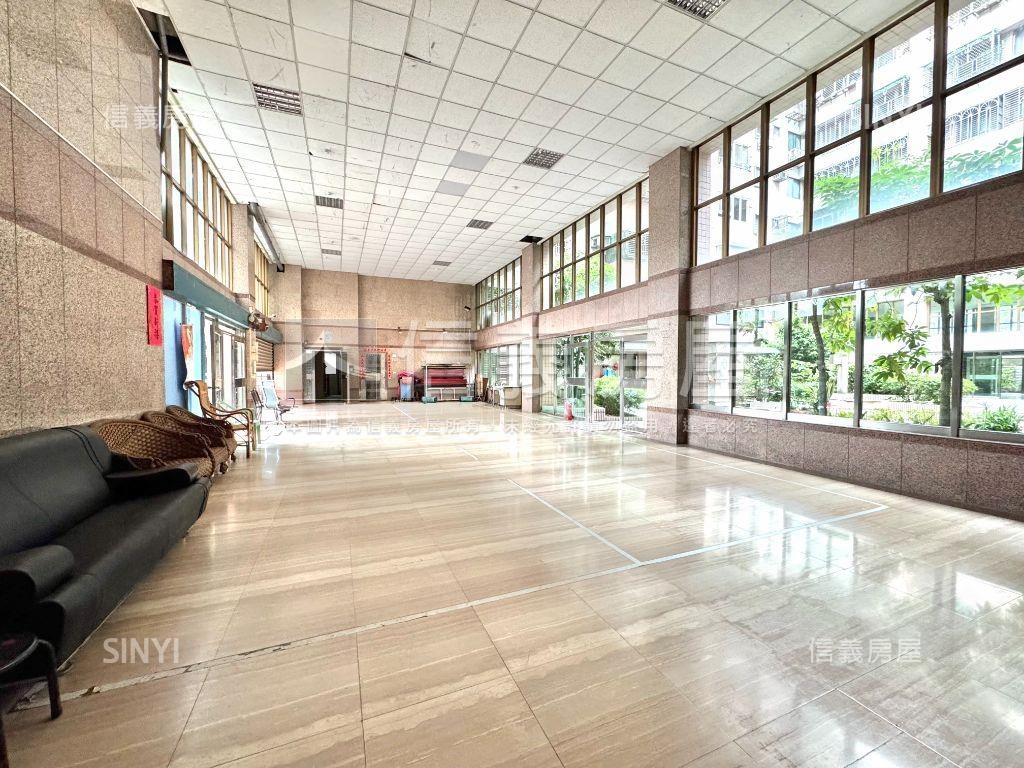 園圃社區。電梯三房車美屋房屋室內格局與周邊環境