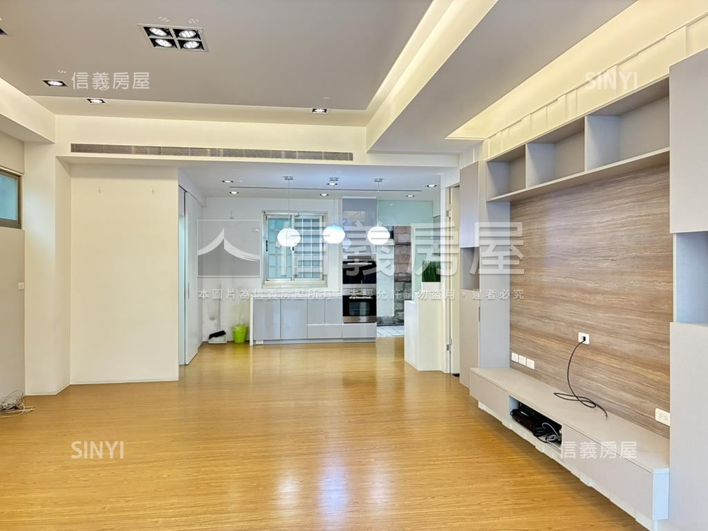 七期西側臨路大地坪別墅房屋室內格局與周邊環境