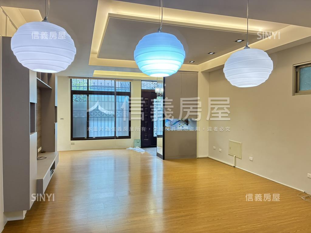 七期西側臨路大地坪別墅房屋室內格局與周邊環境