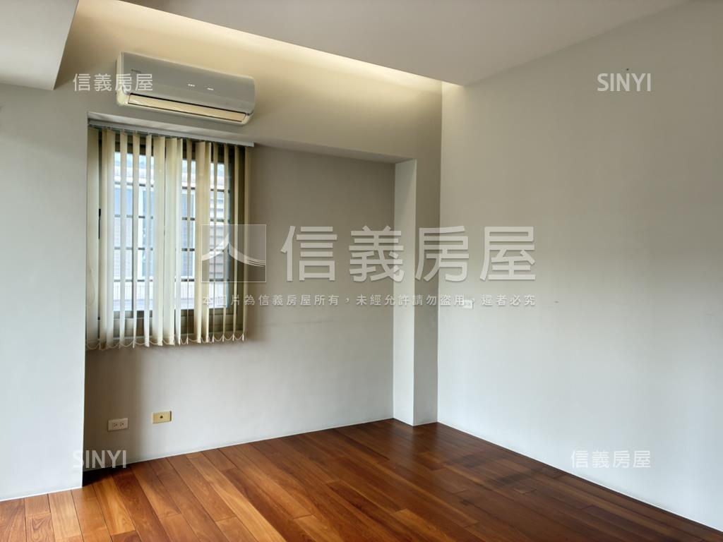 七期西側臨路大地坪別墅房屋室內格局與周邊環境