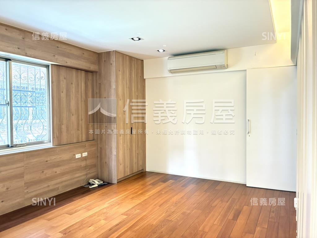 七期西側臨路大地坪別墅房屋室內格局與周邊環境