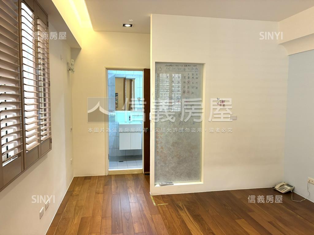 七期西側臨路大地坪別墅房屋室內格局與周邊環境