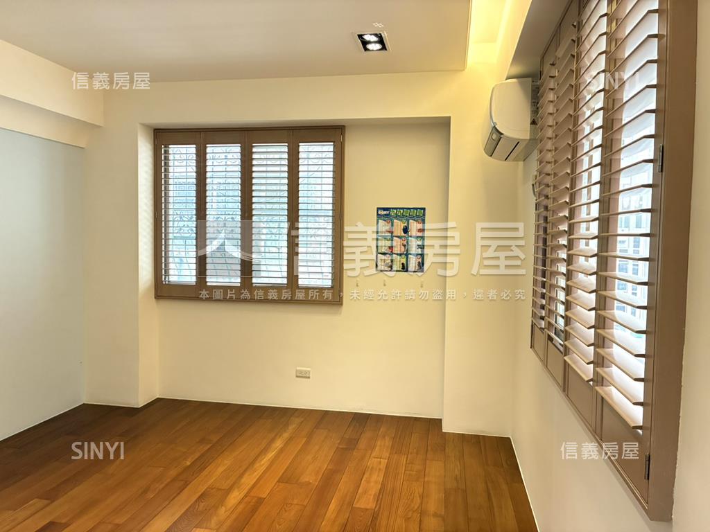 七期西側臨路大地坪別墅房屋室內格局與周邊環境