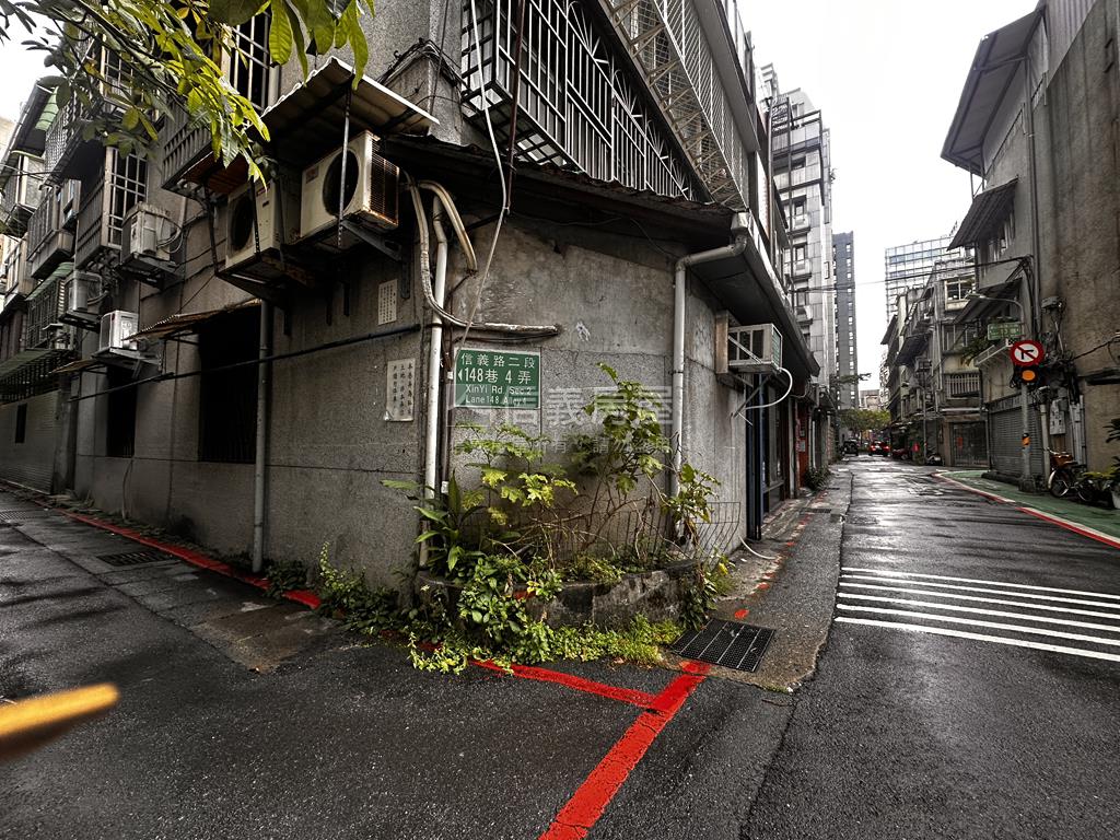 東門捷運★大邊間一樓房屋室內格局與周邊環境