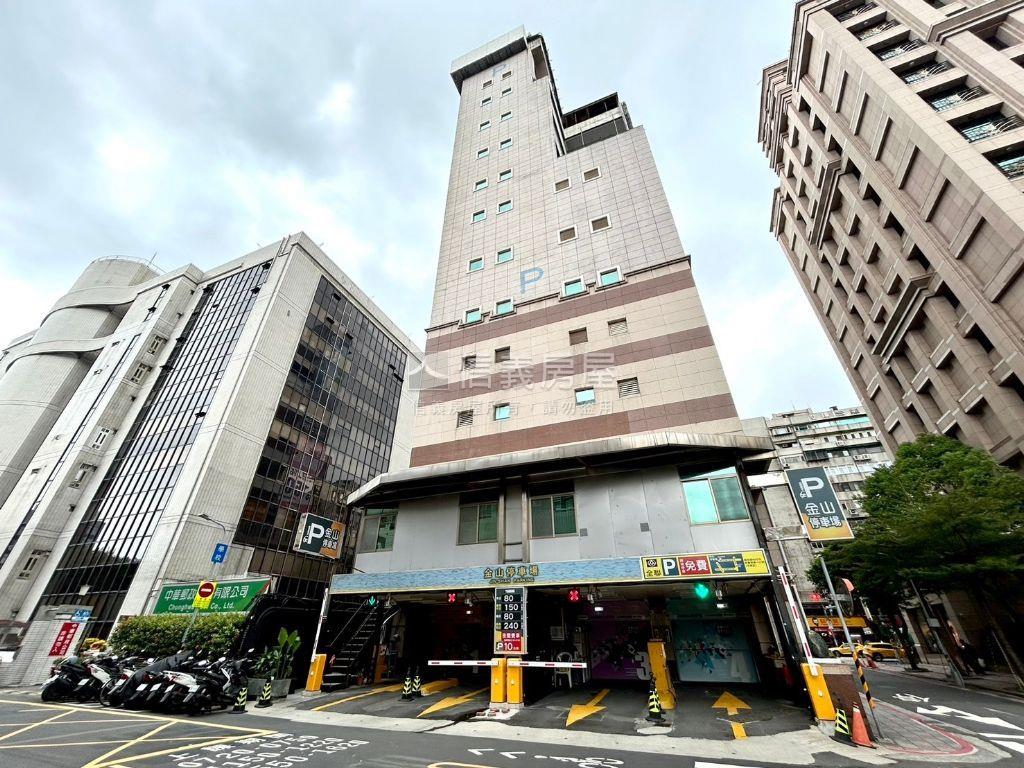 東門捷運★大邊間一樓房屋室內格局與周邊環境