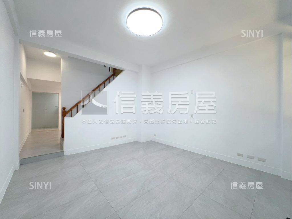 朝南，崇德裝潢美別墅房屋室內格局與周邊環境