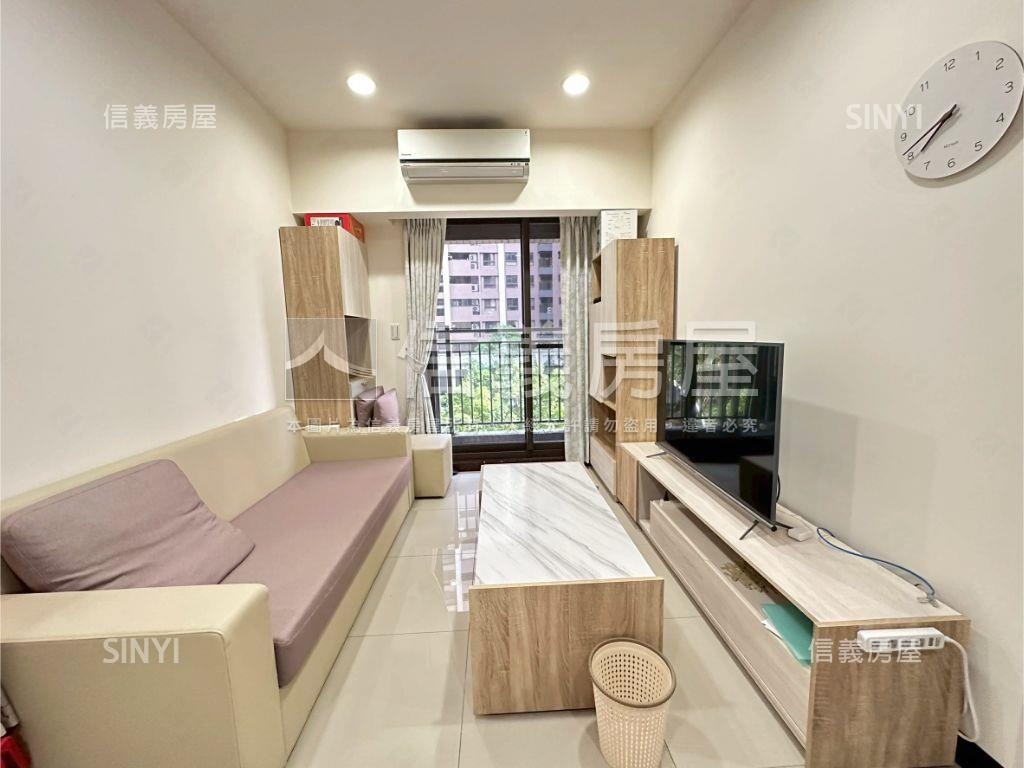 新米蘭樹梢景觀兩房車位房屋室內格局與周邊環境
