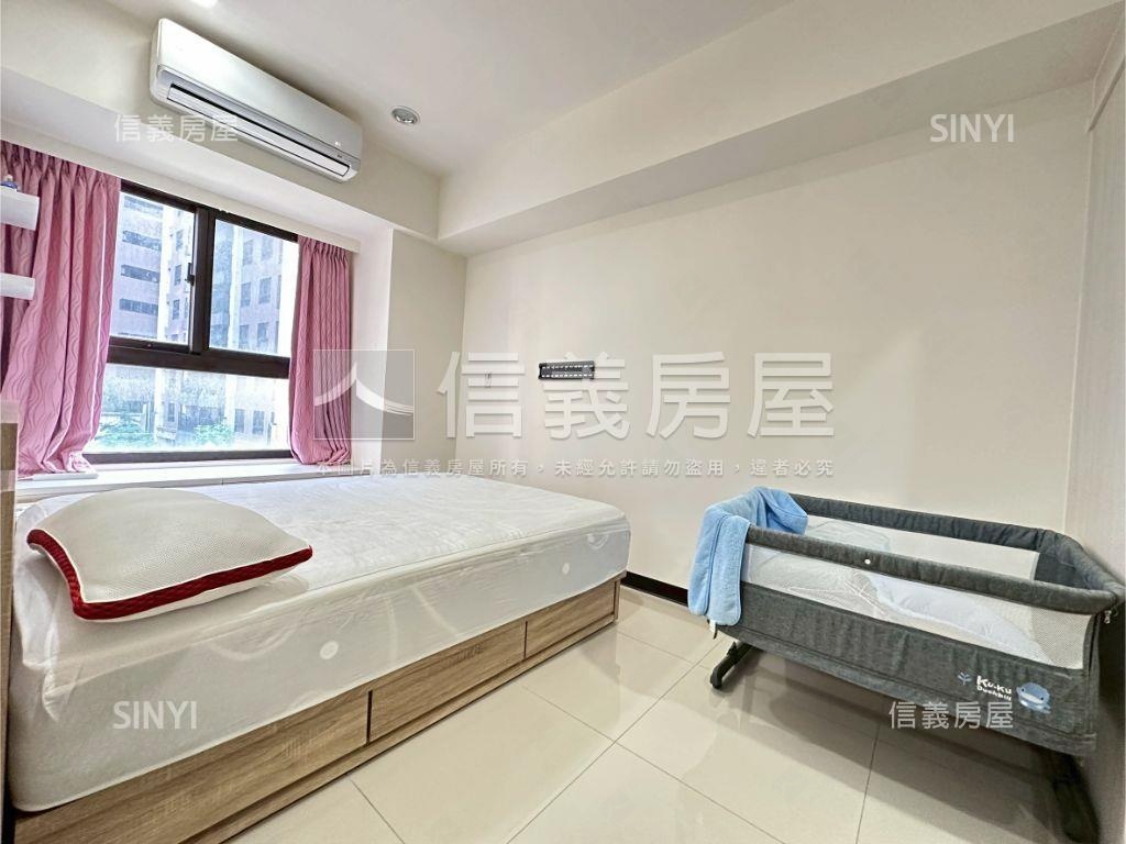 新米蘭樹梢景觀兩房車位房屋室內格局與周邊環境