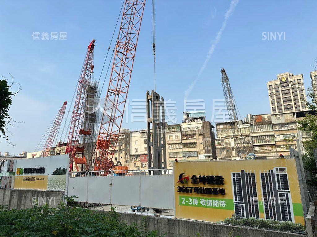 全坤峰碩稀有Ａ戶景觀２房房屋室內格局與周邊環境