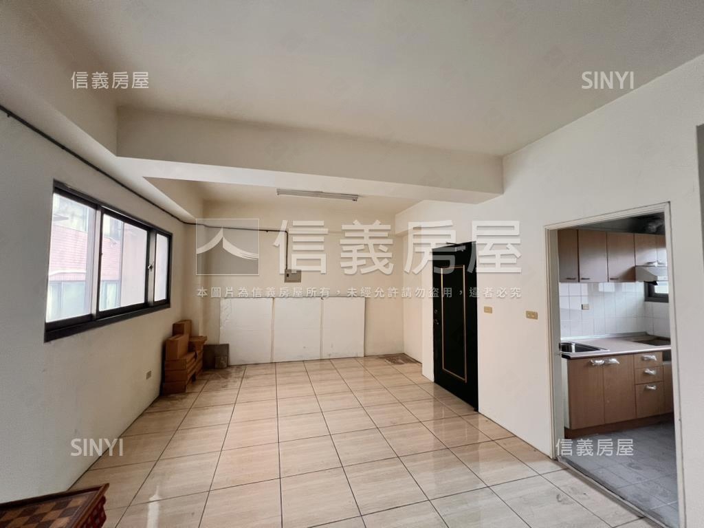 稀有三重透天厝廠辦房屋室內格局與周邊環境