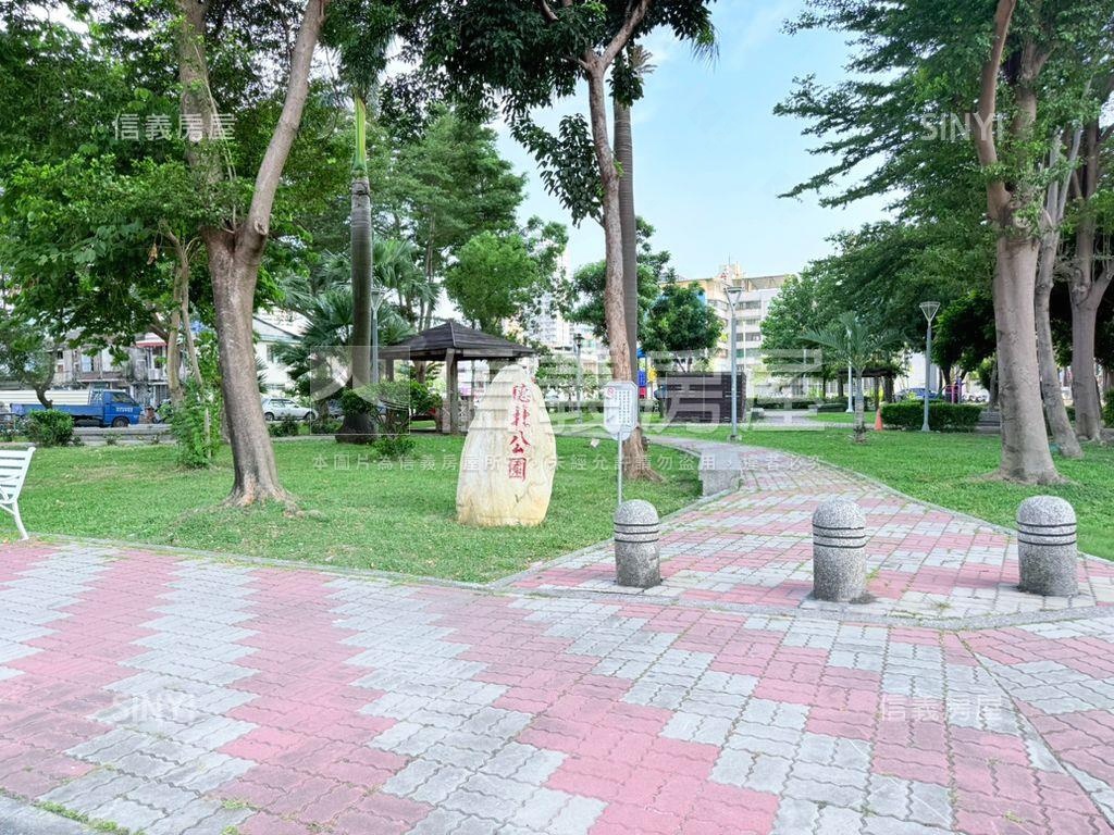 近火車站三塊厝大面寬透天房屋室內格局與周邊環境