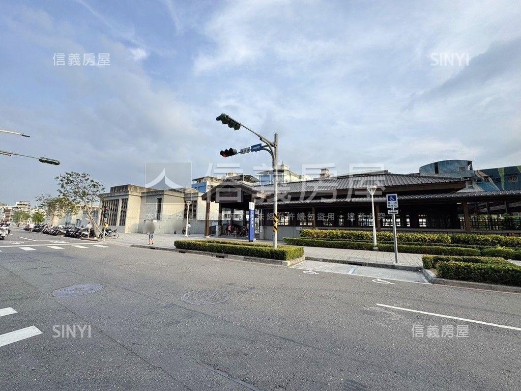 近火車站三塊厝大面寬透天房屋室內格局與周邊環境