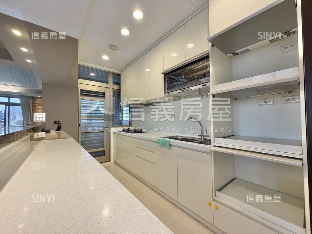 文林麗緻景觀四房雙車位房屋室內格局與周邊環境