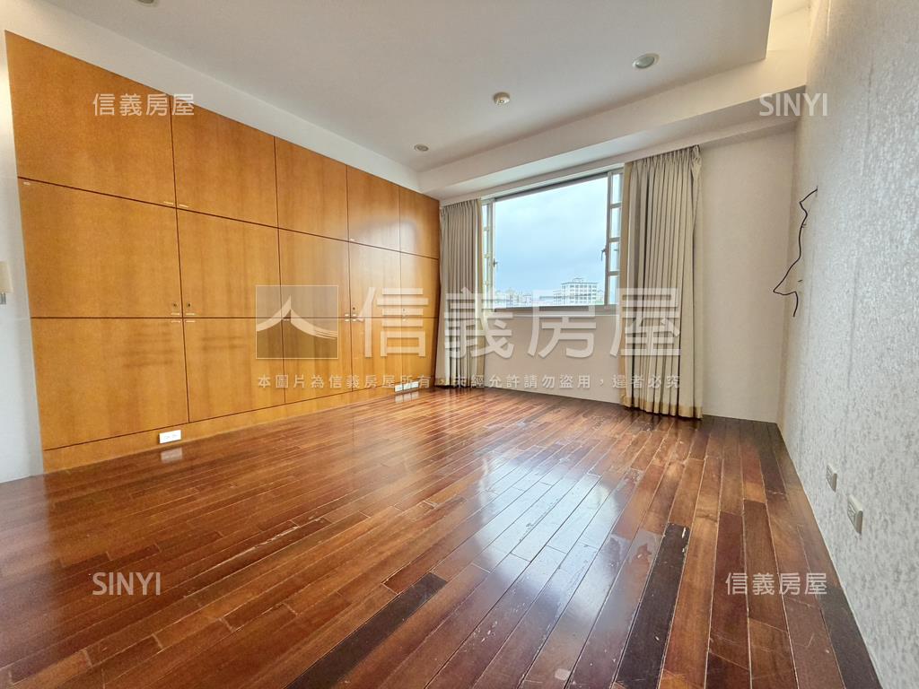 文林麗緻景觀四房雙車位房屋室內格局與周邊環境