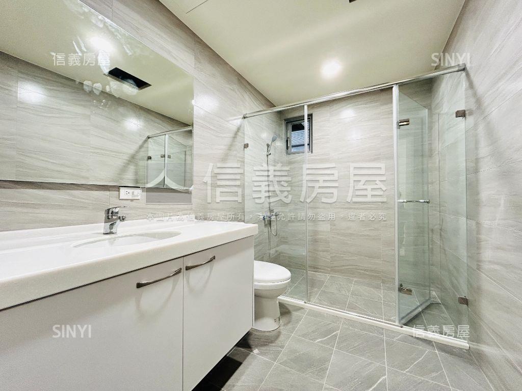 地主半山匯有屋況稀有釋出房屋室內格局與周邊環境