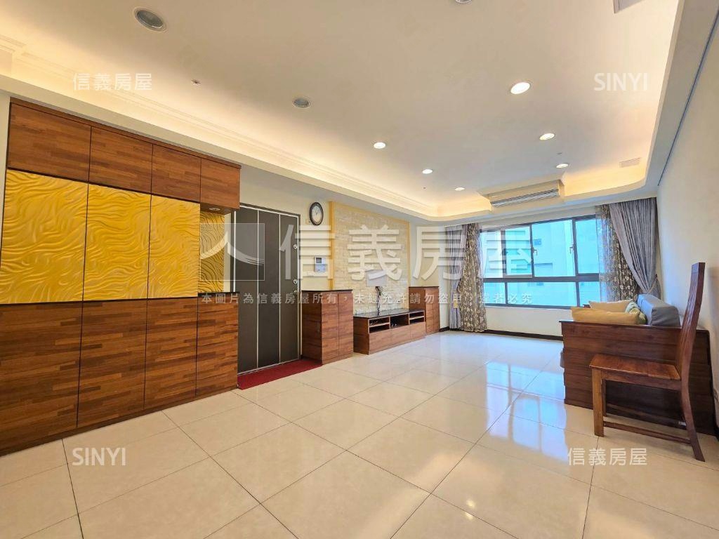 近藝文和中路品藏三房車位房屋室內格局與周邊環境