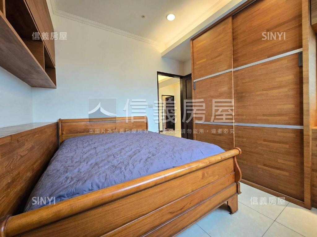 近藝文和中路品藏三房車位房屋室內格局與周邊環境