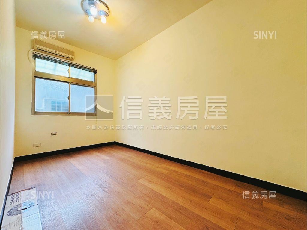 近帶狀公園低總價大空間房屋室內格局與周邊環境