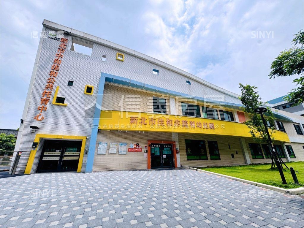 近帶狀公園低總價大空間房屋室內格局與周邊環境