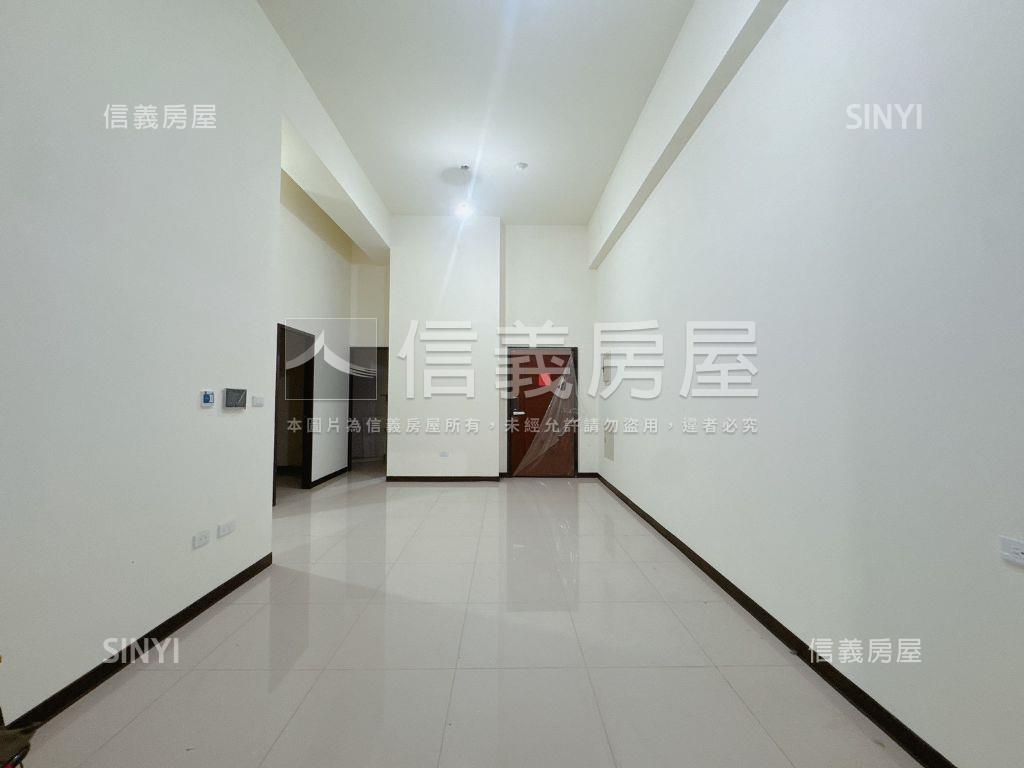 佳鋐首邑可店可住一樓房屋室內格局與周邊環境