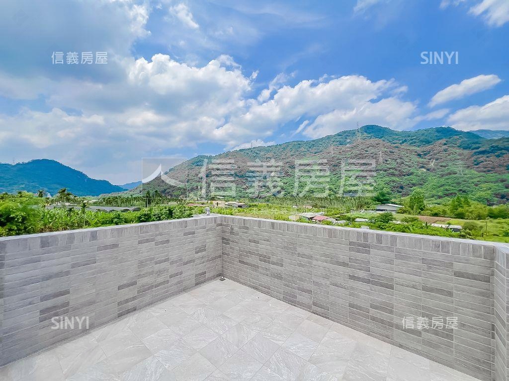南投國姓鄉成功大院別墅１房屋室內格局與周邊環境