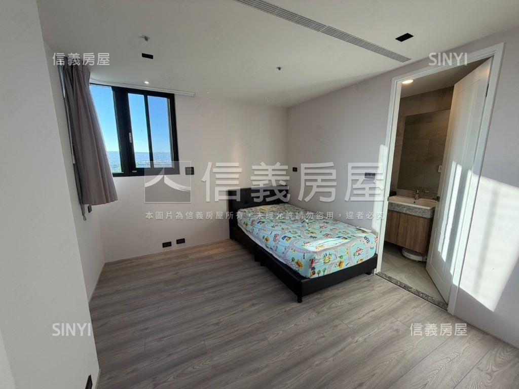 稀有！舜元知茵四房雙平車房屋室內格局與周邊環境