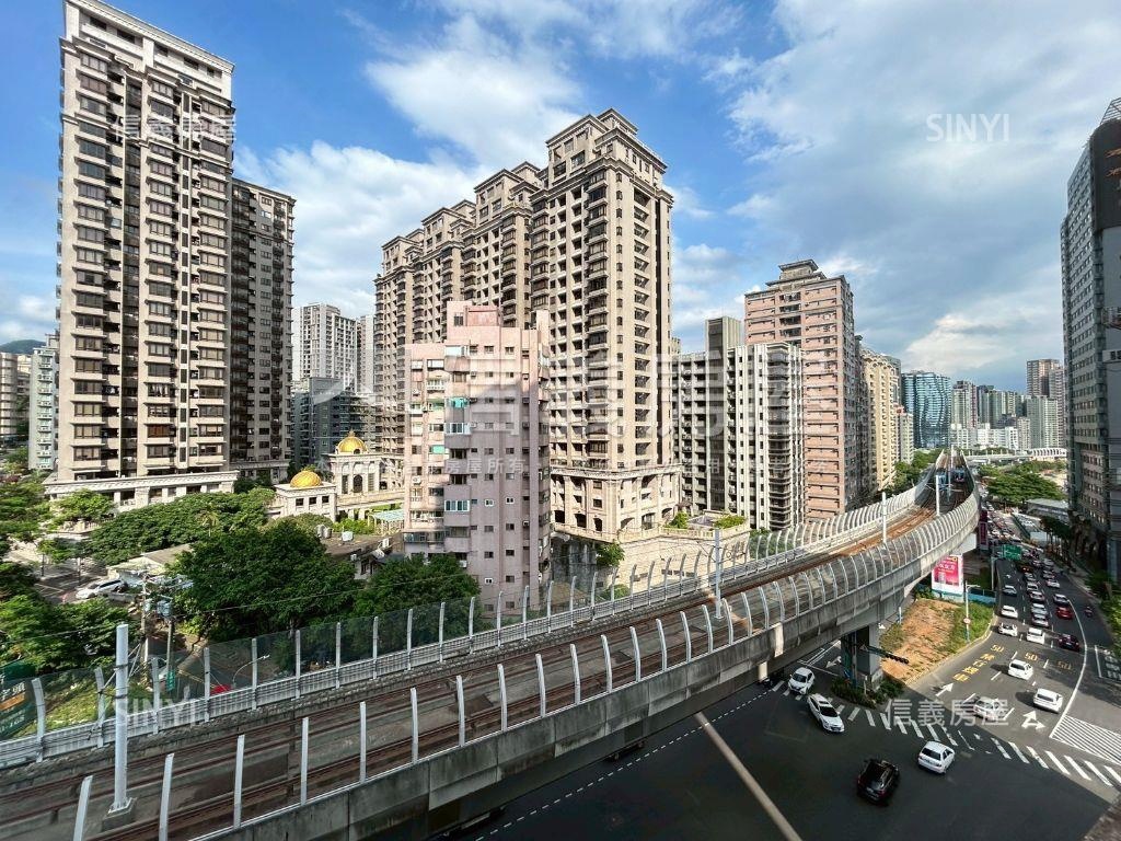 聖塔露琪亞大３房房屋室內格局與周邊環境