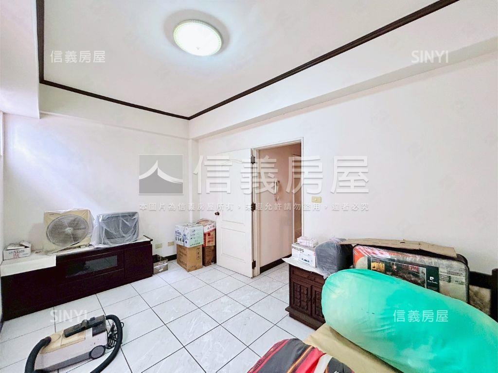 近勤益大學美透天房屋室內格局與周邊環境