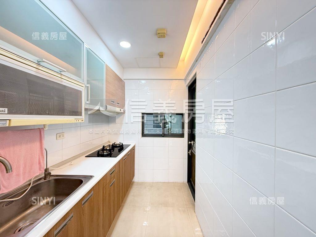 新案鉅虹創造之旅三房車位房屋室內格局與周邊環境