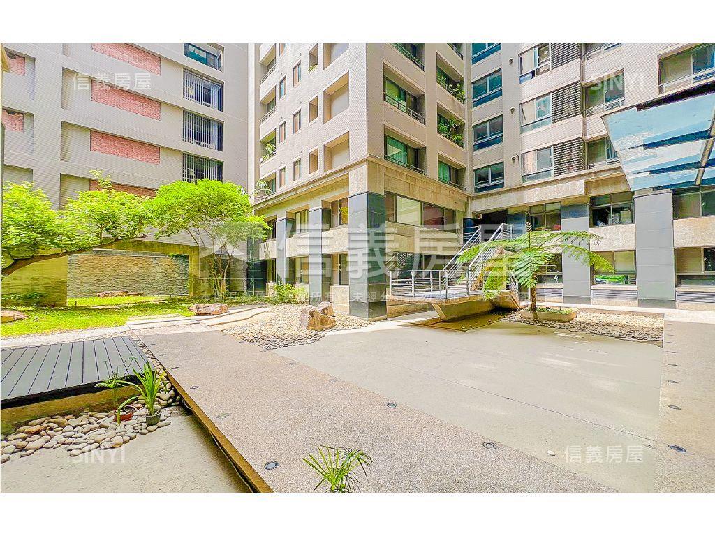 新案鉅虹創造之旅三房車位房屋室內格局與周邊環境