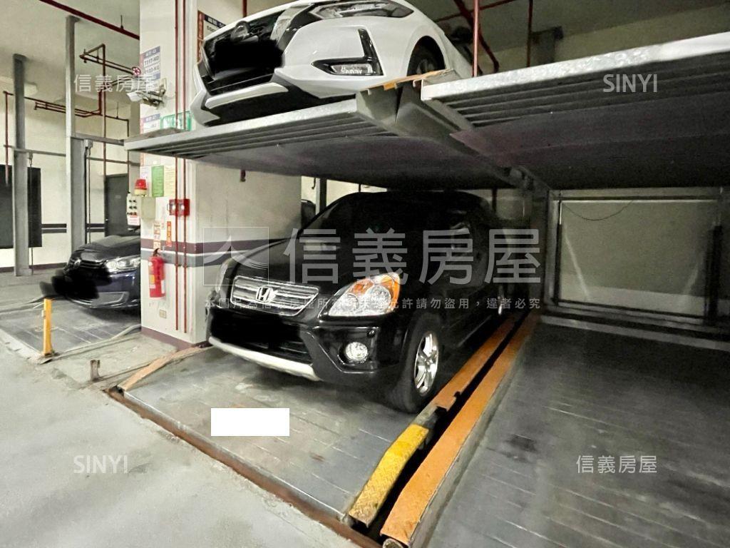 新案鉅虹創造之旅三房車位房屋室內格局與周邊環境