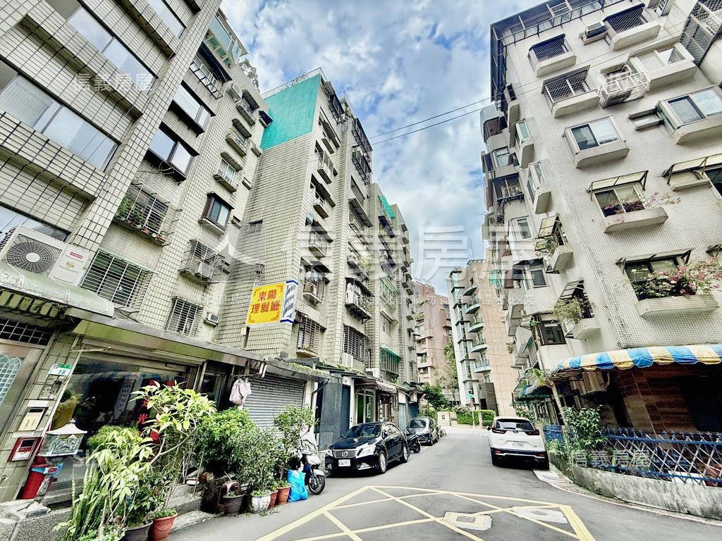 稀有莊敬路辦公一樓房屋室內格局與周邊環境