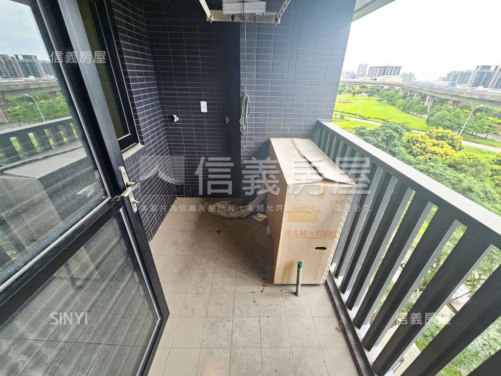 國家大院視野外棟美居房屋室內格局與周邊環境