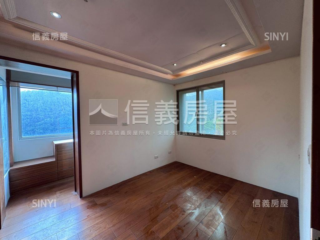 冠德美麗磺溪雙層四房豪宅房屋室內格局與周邊環境