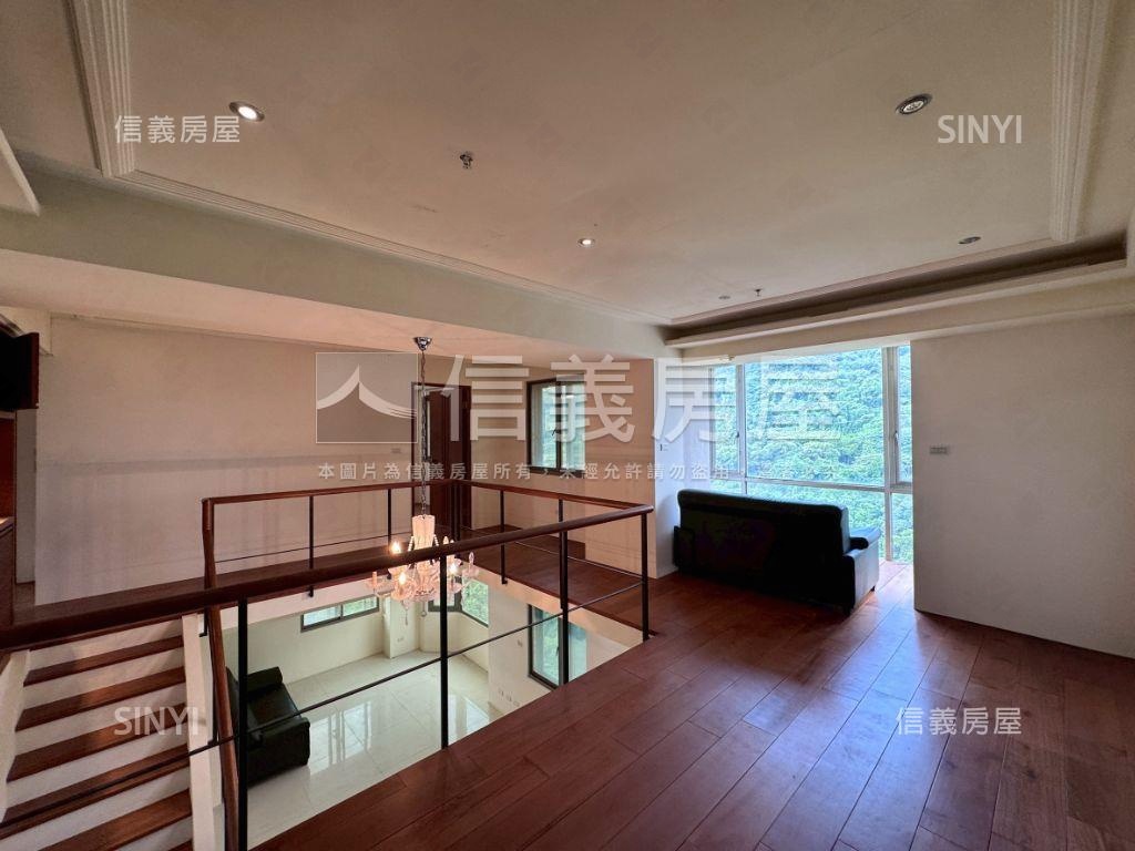 冠德美麗磺溪雙層四房豪宅房屋室內格局與周邊環境
