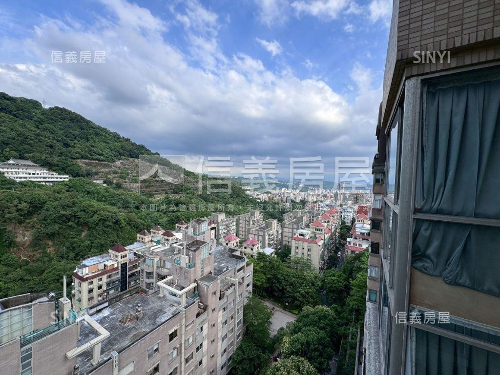冠德美麗磺溪雙層四房豪宅房屋室內格局與周邊環境