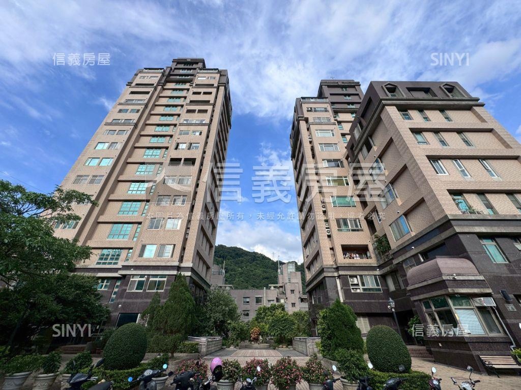 冠德美麗磺溪雙層四房豪宅房屋室內格局與周邊環境