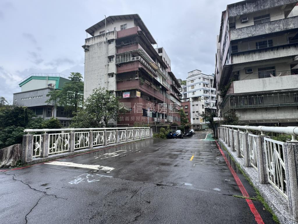 政大文山天水雅筑４房房屋室內格局與周邊環境