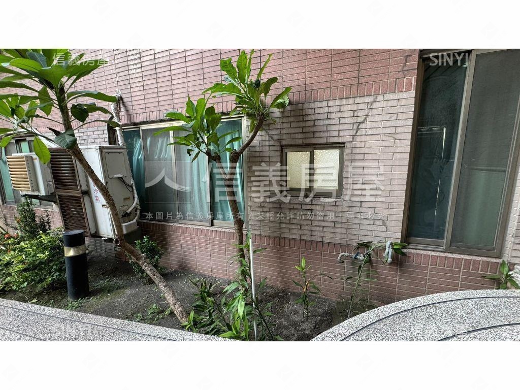 近捷運瀋陽路雙店面金雞母房屋室內格局與周邊環境