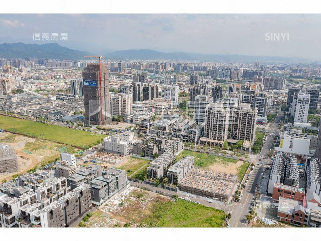 北屯雙鐵朝東大面寬方正地房屋室內格局與周邊環境