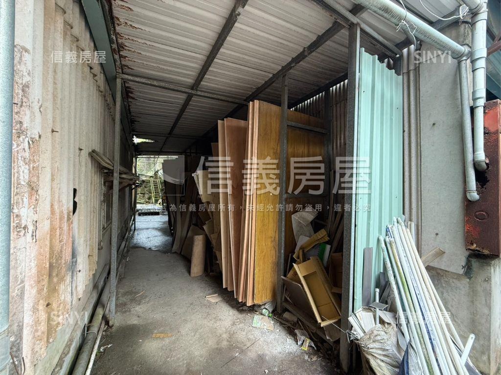 近熱鬧商圈土地－金地段房屋室內格局與周邊環境