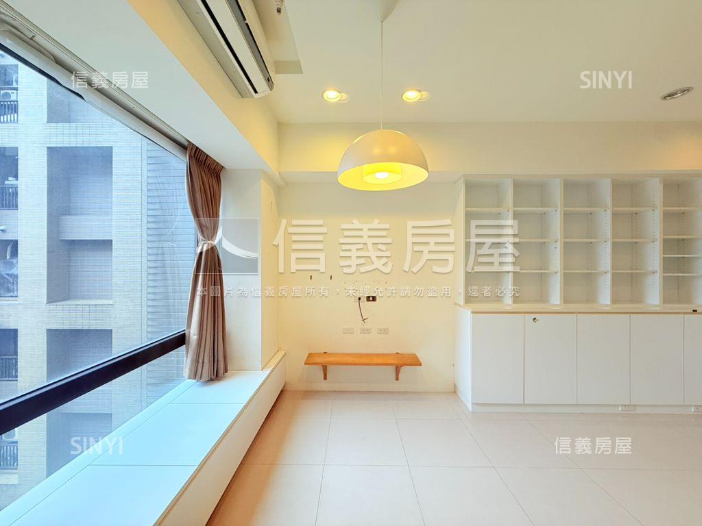 大學哈佛景觀兩房房屋室內格局與周邊環境