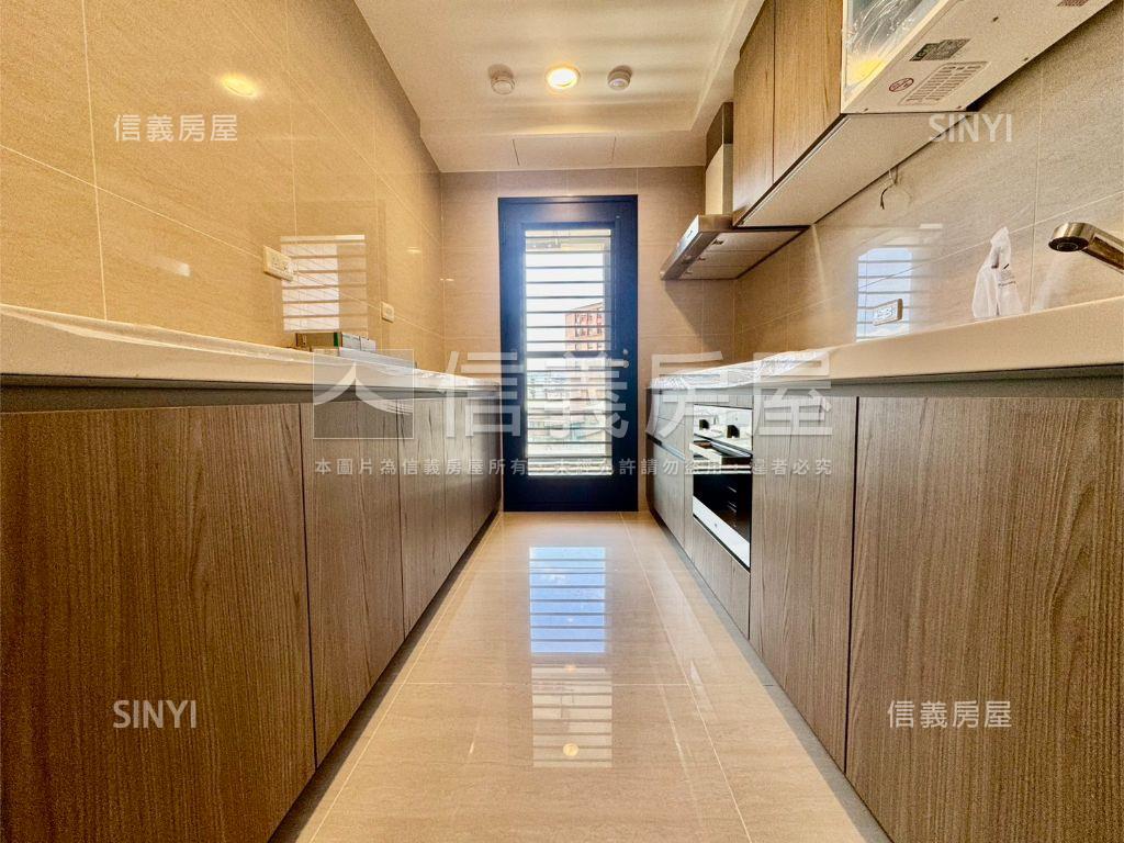 【首接】三輝白昀三房車位房屋室內格局與周邊環境